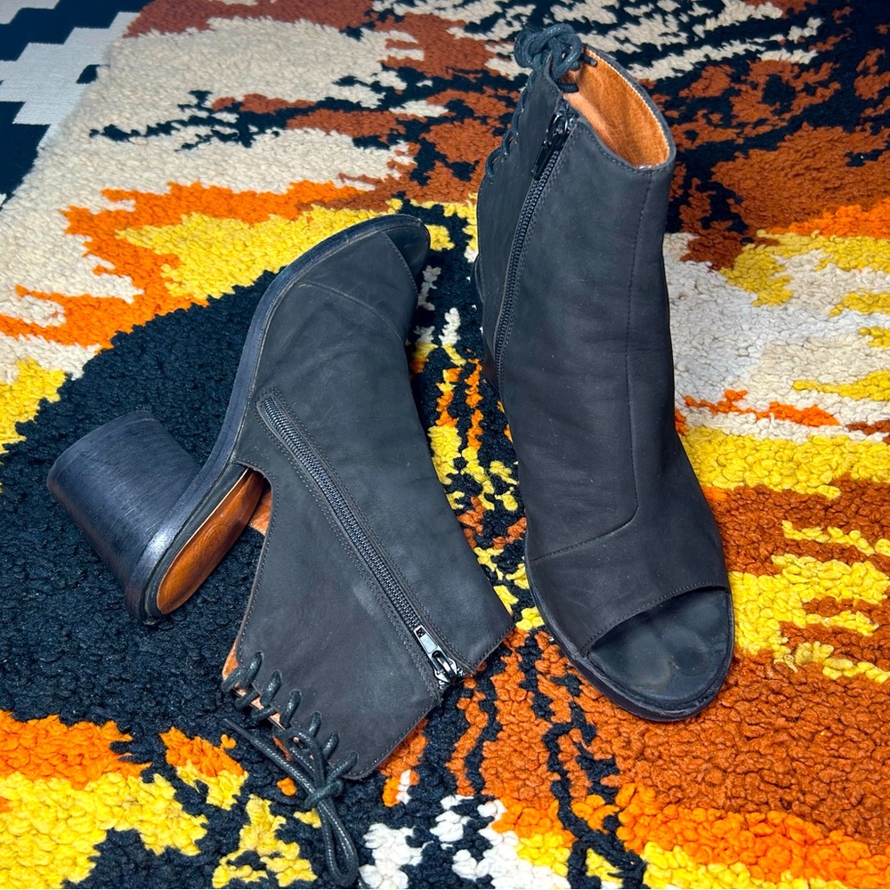JEFFREY CAMPBELL, Ibiza, lace back, side zip booties!!